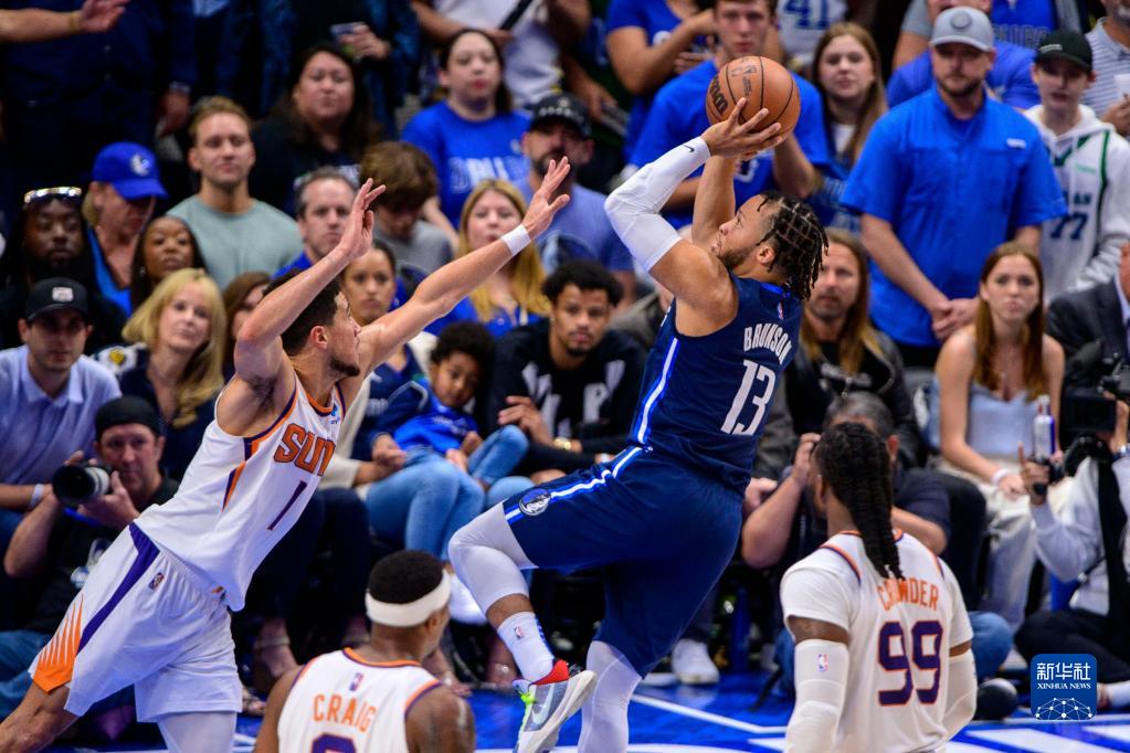 雷竞技app下载包含达拉斯独行侠迎NBA季后赛关键赛，关键时刻再遭质疑，媒体盛赞，身体对抗强度拉满的词条